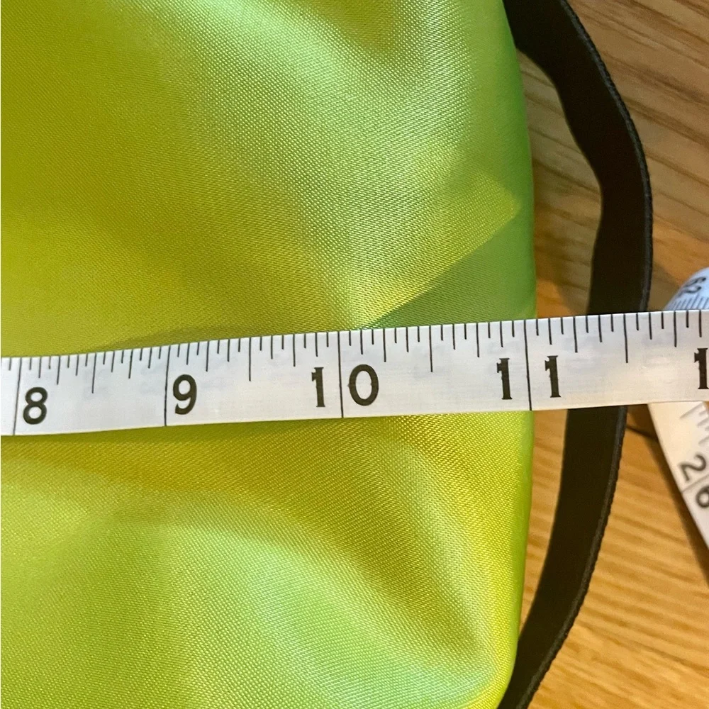 SOHO zippered travel bag NWT - lime green - nylon fabric for easy cleaning READ